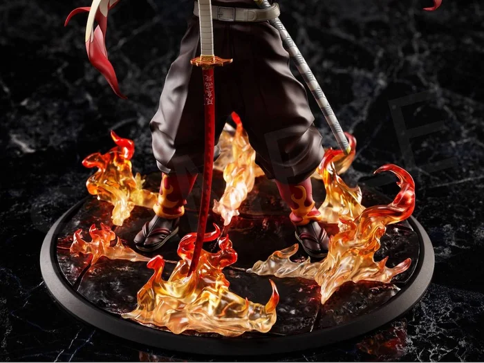 Demon Slayer: Kimetsu No Yaiba The Movie: Mugen Train Kyojuro Rengoku 1/8 Scale Figure 8 Demon Slayer: Kimetsu No Yaiba The Movie: Mugen Train Kyojuro Rengoku 1/8 Scale Figure - Image 6