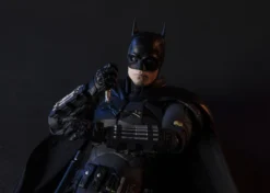 DC COMICS S.H.Figuarts The Batman 18 DC COMICS S.H.Figuarts The Batman -Toy Sale Store 4bf3ba6b266644599079bf08b5a6ff10.jpg