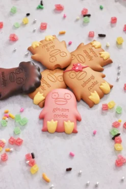 MegaHouse Charm Patisserie Gintama: Gin-san's Cookie Shop Box Set -Toy Sale Store adf5d9f76f25460089be086f2137f771.jpg