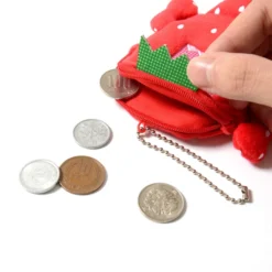 Domo Strawberry Mini Pouch -Toy Sale Store e9a1af82f5224dafaf7926b43bf7f074.jpg